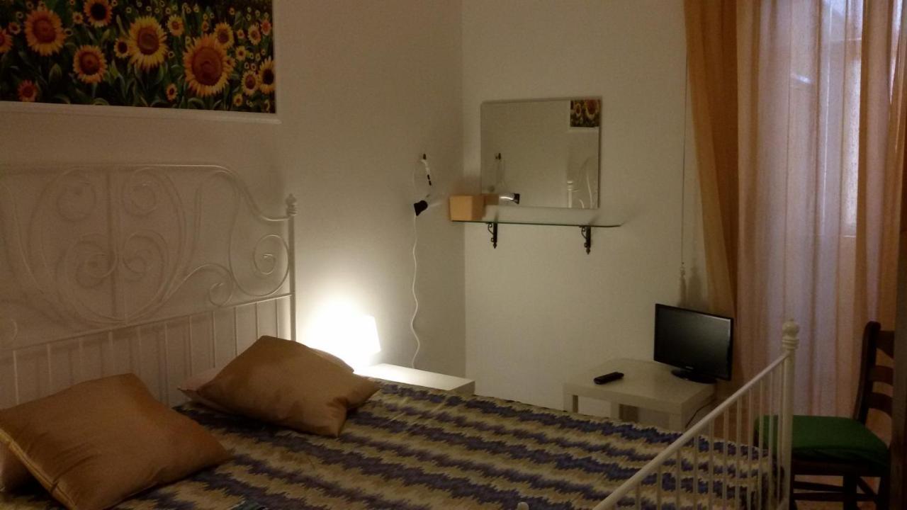 B&B Metropolitan Taranto Eksteriør bilde