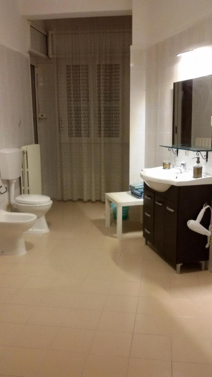 B&B Metropolitan Taranto Eksteriør bilde
